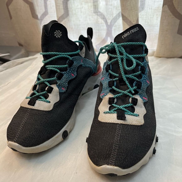 Nike React- like brand new but worn once- m8 - Picture 5 of 6